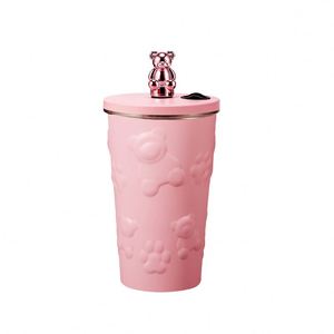 แก้วน้ำสแตนเลสสุญญากาศแบบพกพา ลายหมี พร้อมหลอดดูด - Product Image 2
