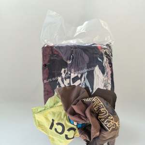 IMPA 232909 10KG 25KG Chiffons de nettoyage industriels, lingettes, chiffons en T-shirt, chiffons en coton industriels - Product Image 1