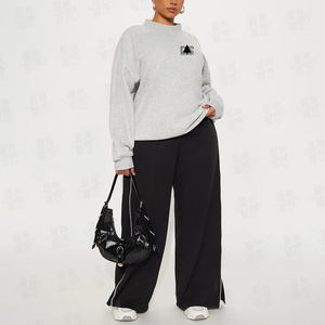 Sweat-shirt à capuche oversize en molleton de coton à col montant et manches longues pour femme – Vente en gros - Product Image 3