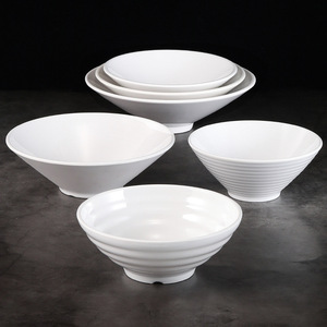 Tazones de Ramen de Melamina, Tazones para Sopa de Fideos, Color Blanco Sólido, para Uso en Hoteles y Restaurantes - Product Image 1