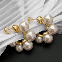 Pendientes de aro con cuentas de perlas chapadas en oro a la moda, joyería para mujer, pendientes de perlas pequeños chapados en oro simples clásicos Vintage para mujer