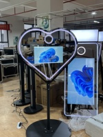 Miroir photo de mariage en forme de cœur avec fonction tactile, idéal pour les fêtes, comprend une caméra et une imprimante