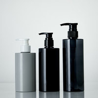 Bouteilles en plastique d'épaule ronde de luxe de 300ml 500ml pour la lotion de conditionneur de shampooing blanc transparent avec la vis