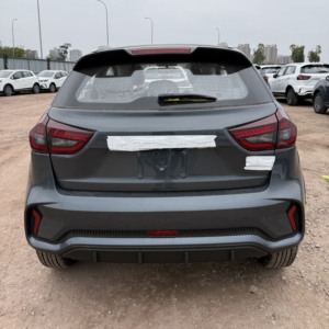 Voiture compacte SUV Geely Livan X3 Pro 1.5L grise 2025 à prix abordable, directement de l'usine, avec transmission automatique CVT, 5 portes, 5 places, essence, traction avant - Product Image 3