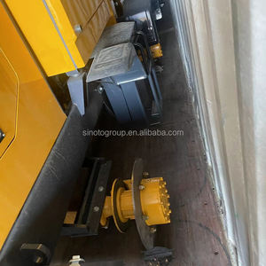 Новый дорожный подметально-уборочный комбайн SINOTO (90-110 л.с.) на колесном ходу, тип мини-погрузчика, с щеточным навесным оборудованием, закрытый кузов - Product Image 3