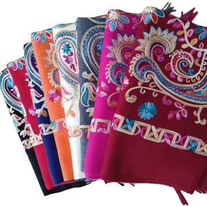 Großhandel bestickter dicker Schal in ethnischer Farbe Kaschmir Pashmina Schal Kaschmir Stickerei Ethnische Schals & Schals - Product Image 1