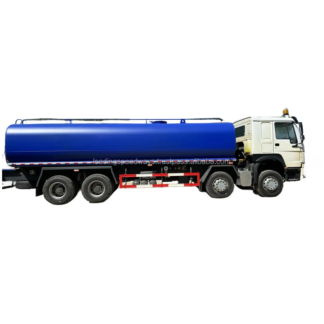 Brand new 2023 Sinotruk Howo 8X4 430hp caminhão água aspersor