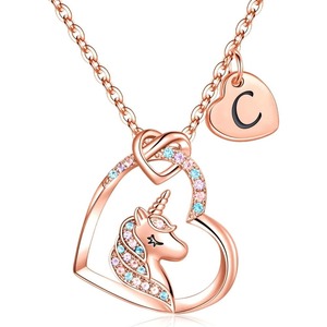 Collier pendentif en forme de cœur avec 26 lettres en zircon coloré et chaîne à maillons plaquée or, bijoux licorne pour enfants - Product Image 4