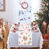 Chemin de table de Noël en gros à imprimé pain d'épices, 13x72 pouces et 13x90 pouces, rose, avec motifs bonbons de Noël, chaussettes et flocons de neige, pour décoration de table