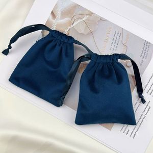 Pochette à bijoux en velours épais bleu foncé avec cordon de serrage, sac cadeau en velours doux de luxe pour collier, bracelet, emballage, logo personnalisé accepté - Product Image 2