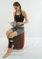 Masseur de mollet à compression d'air à trois ballons Haute pression Batterie intégrée Contrôle de la synchronisation Protection sportive pour les muscles