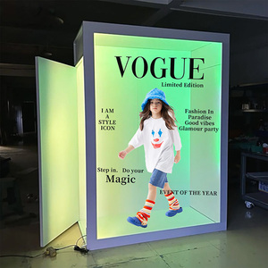 Photomaton miroir infini de haute qualité 2025, boîte avec éclairage LED RGB tendance, toile de fond photo de mariage en PVC, magazine - Product Image 1