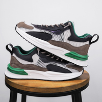 Vente en gros Chaussures creuses respirantes Chaussures pour hommes Chaussures de marche de haute qualité pour hommes Baskets personnalisées pour hommes