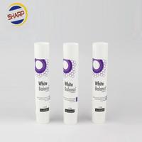 Tube en plastique recyclable de 30ml de bonne qualité avec capuchon à rabat adapté aux types de peau.