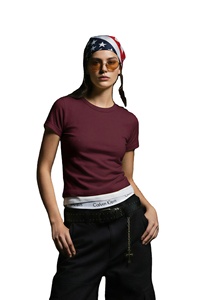 T-shirt personnalisé pour <span class=keywords><strong>femme</strong></span>, coupe ajustée, manches courtes, 220G coton/polyester, élastique, infroissable, couleur unie, streetwear, logo tricoté - Product Image 2