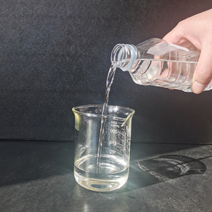 Huile minérale blanche pure de qualité alimentaire (pétrole liquide) Huile de paraffine incolore transparente CAS 8012-95-1 Huile blanche 5 #   10 #   15 # - Product Image 4