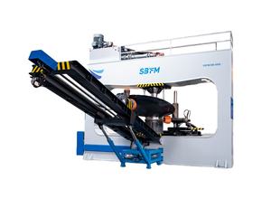 Presse hydraulique pour plaques avec manipulateur - Product Image 2