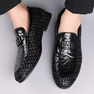 รองเท้าโลฟเฟอร์หนังทอระบายอากาศสำหรับผู้ชาย สวมใส่สบาย แบบทางการ พื้นยางส้นเตี้ย - Product Image 4