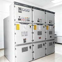 Armoire de distribution électrique industrielle extérieure durable OEM KYN28 12kV haute tension, panneau de commutation au sol métallique pour distribution d'énergie