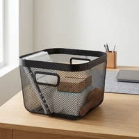 Panier de rangement carré en métal grillagé avec poignées latérales doubles pour la maison et le bureau
