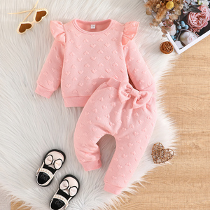 Conjuntos Casuales de Verano al por Mayor para Niñas de 2 Años con Estampado de Corazones y Lazo, Disfraz para Bebés y Niños Pequeños - Product Image 1