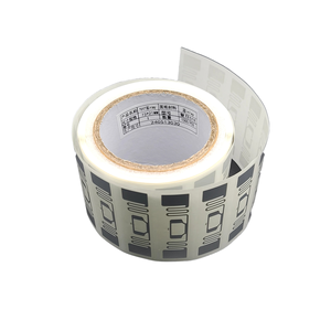 UHF <span class=keywords><strong>RFID</strong></span> 스티커 UP-7017 인쇄 가능한 소매 의류 관리 UHF 스티커 860~960Mhz UHF <span class=keywords><strong>RFID</strong></span> 자체 접착 라벨 - Product Image 1