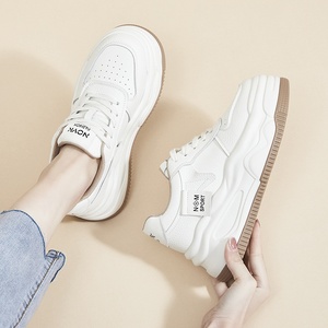 <span class=keywords><strong>Scarpe</strong></span> <span class=keywords><strong>sportive</strong></span> 2024 Casual da donna con <span class=keywords><strong>tacco</strong></span> nascosto e suola spessa con chiusura stringata per l'estate - Product Image 4