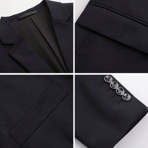 Costume Punjabi avec broderie artisanale, modèles de blazers de mariage pour hommes, et de costumes formels de bureau coupe ajustée pour femmes - Product Image 2