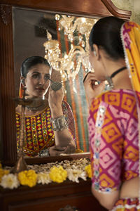 Alta demanda tradicional Guajarati Lehenga Choli para fiesta de boda y ocasión especial desgaste nupcial Lehenga Choli - Product Image 2