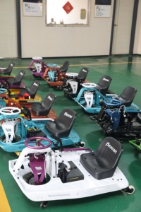 รถโกคาร์ทไฟฟ้า Flexcart 750W ระบบขับเคลื่อนเพลา สำหรับผู้ใหญ่ รองรับน้ำหนักสูงสุด 200 กก. พร้อมดิสก์เบรก - Product Image 3