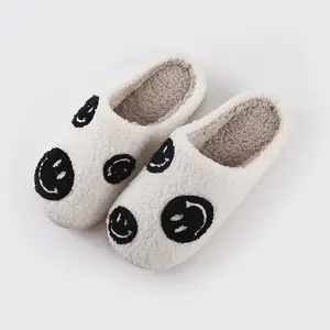 Factory Wholesale Custom Logo Woman Indoor Warm Smiley Face Slides Winter Fuzzy Furry Smile Face Slippers