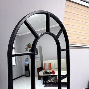 <span class=keywords><strong>Miroir</strong></span> sur pied arqué moderne en verre fait main noir et <span class=keywords><strong>blanc</strong></span> 61x161cm, <span class=keywords><strong>miroir</strong></span> décoratif sur pied avec cadre métallique pour la décoration - Product Image 5