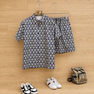 Conjunto de Camisa y Pantalones Cortos para Hombre, Personalizado al por Mayor, de Algodón, Retro, con Estampado Geométrico en Zig Zag, con Botones y Manga Corta - Product Image 1