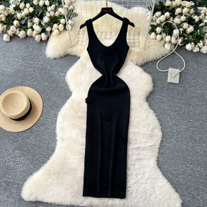 เดรสไหมพรมรัดรูปทรงวีคอ แขนกุด ลายดอกไม้ 3 มิติ สำหรับผู้หญิง - เสื้อผ้าแฟชั่นผู้หญิง - Product Image 6