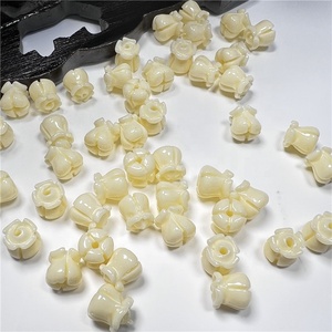 100 cái/túi nóng bán vương miện hoa hạt chạm khắc Gradient màu tím vỏ nhựa lily hoa hạt mẹ của Ngọc Trai Hoa Oải Hương - Product Image 5