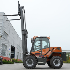 Montacargas Todoterreno 4x4 de Alta Calidad, 3.5 Toneladas, Elevación Hidráulica, Montacargas Todoterreno Lateral de Diésel para Montaña en Venta - Product Image 3