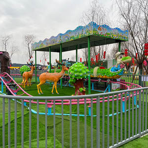 Petit tour <span class=keywords><strong>électrique</strong></span> de montagnes russes d'enfants de parc d'attractions extérieur sur le <span class=keywords><strong>train</strong></span> avec la voie pour des adultes - Product Image 2