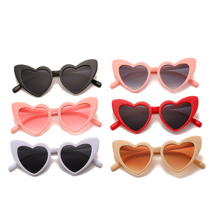<span class=keywords><strong>Gafas</strong></span> <span class=keywords><strong>de</strong></span> Sol Infantiles con Forma <span class=keywords><strong>de</strong></span> Corazón, Moda 2022, <span class=keywords><strong>Gafas</strong></span> <span class=keywords><strong>de</strong></span> Sol con Forma <span class=keywords><strong>de</strong></span> Corazón <span class=keywords><strong>para</strong></span> <span class=keywords><strong>Niñas</strong></span>, <span class=keywords><strong>Gafas</strong></span> <span class=keywords><strong>de</strong></span> Sol <span class=keywords><strong>para</strong></span> Bebés - Product Image 6
