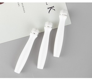 Bouteille à bille roulante en PP de 10 ml pour emballage cosmétique, flacon vide pour parfum et sérum, pompe de distribution d'huile essentielle, scellage, impression UV - Product Image 4