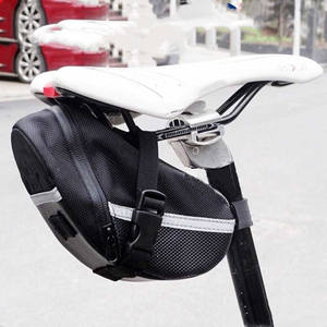 Bolsa para sillín de bicicleta Jinxiang, negra, impermeable, con tira reflectante, para equipo de ciclismo de montaña y carretera - Product Image 1
