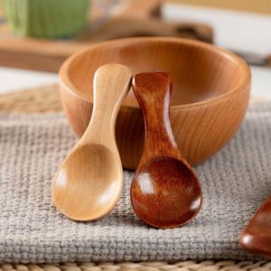 Petite cuillère en bois de style japonais classique pour crème glacée, poudre de lait, assaisonnement, sel, miel, café, thé, finition polie miroir - Product Image 1