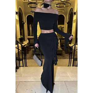 Ensembles de costumes noirs pour femmes avec détails en rose - Product Image 4