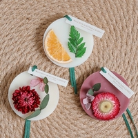 Nouvelle Aromathérapie Cire Pièce Placard Salle De Bains Parfum Enlèvement Fleur Séchée Pendentif Frais et Parfumé Cadeau D'anniversaire Décoration
