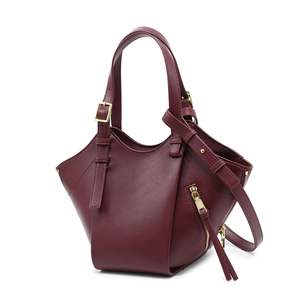 Sac à main bandoulière vintage en cuir végétalien PU résistant à l'eau avec fermeture éclair, petit MOQ, pour femme, avec deux sangles réglables, style hobo moderne - Product Image 2