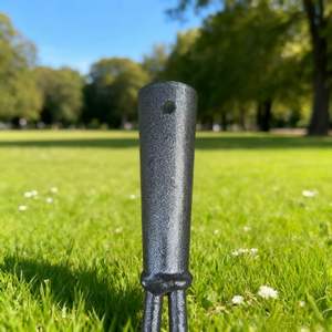 Outil agricole <span class=keywords><strong>de</strong></span> râteau en acier extérieur en acier au carbone robuste avec <span class=keywords><strong>dents</strong></span> dentées pour le désherbage <span class=keywords><strong>de</strong></span> <span class=keywords><strong>la</strong></span> <span class=keywords><strong>mer</strong></span> - Product Image 4