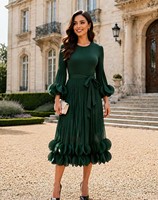 Gaun Wanita Elegan Berlipit dengan Warna Polos dan Aksen Patch Dekoratif - Grosir Semua Ukuran Set Gaun