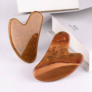Neues Design Ei Gelber Stein Gua Sha Herzförmiges Gesichts kratz werkzeug zum Massieren von Falten lindern Dünnes Gesichts <span class=keywords><strong>massage</strong></span> werkzeug - Product Image 3