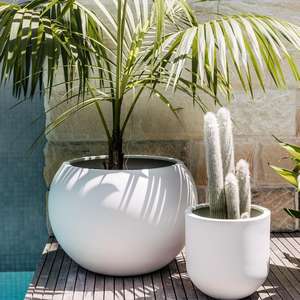 Vaso in Fibra di Vetro Dorato Lucido a Forma di Sfera Rotonda per Piante da Interno ed Esterno, Vasi per Fiori in Fibra all'Ingrosso - Product Image 3