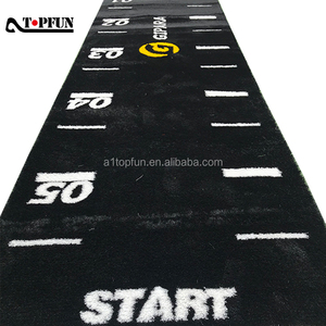 Gazon artificiel de gym noir avec graphisme personnalisé pour l'entraînement - Product Image 2