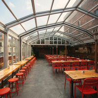 Véranda mobile coulissante en aluminium sur mesure avec toit vitré pour terrasse extérieure de villa – Conception étanche